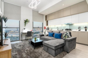 White Sage - Brand New Apartment With Panoramic New Dubai Views